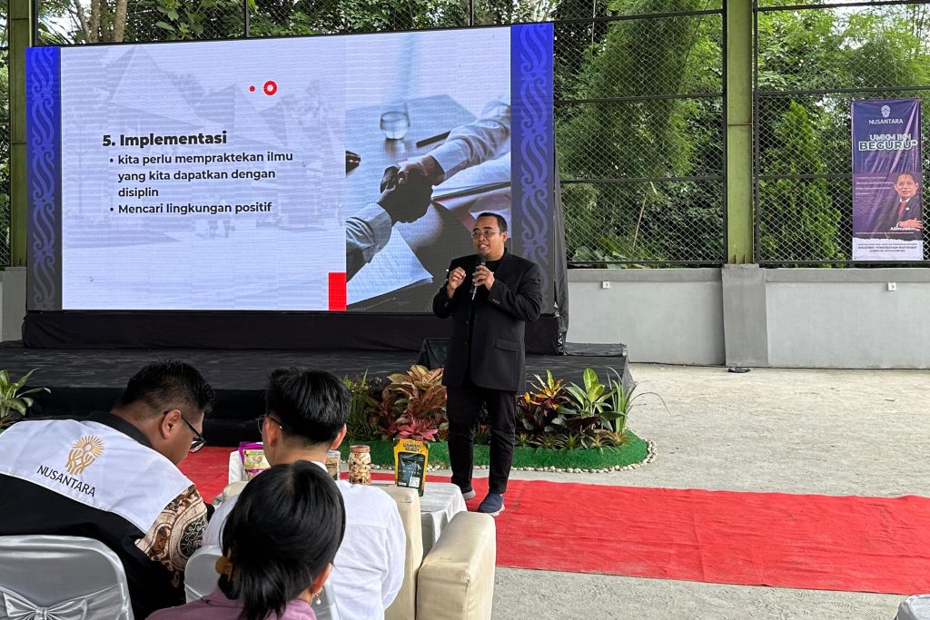 Mengisi Materi di ikn