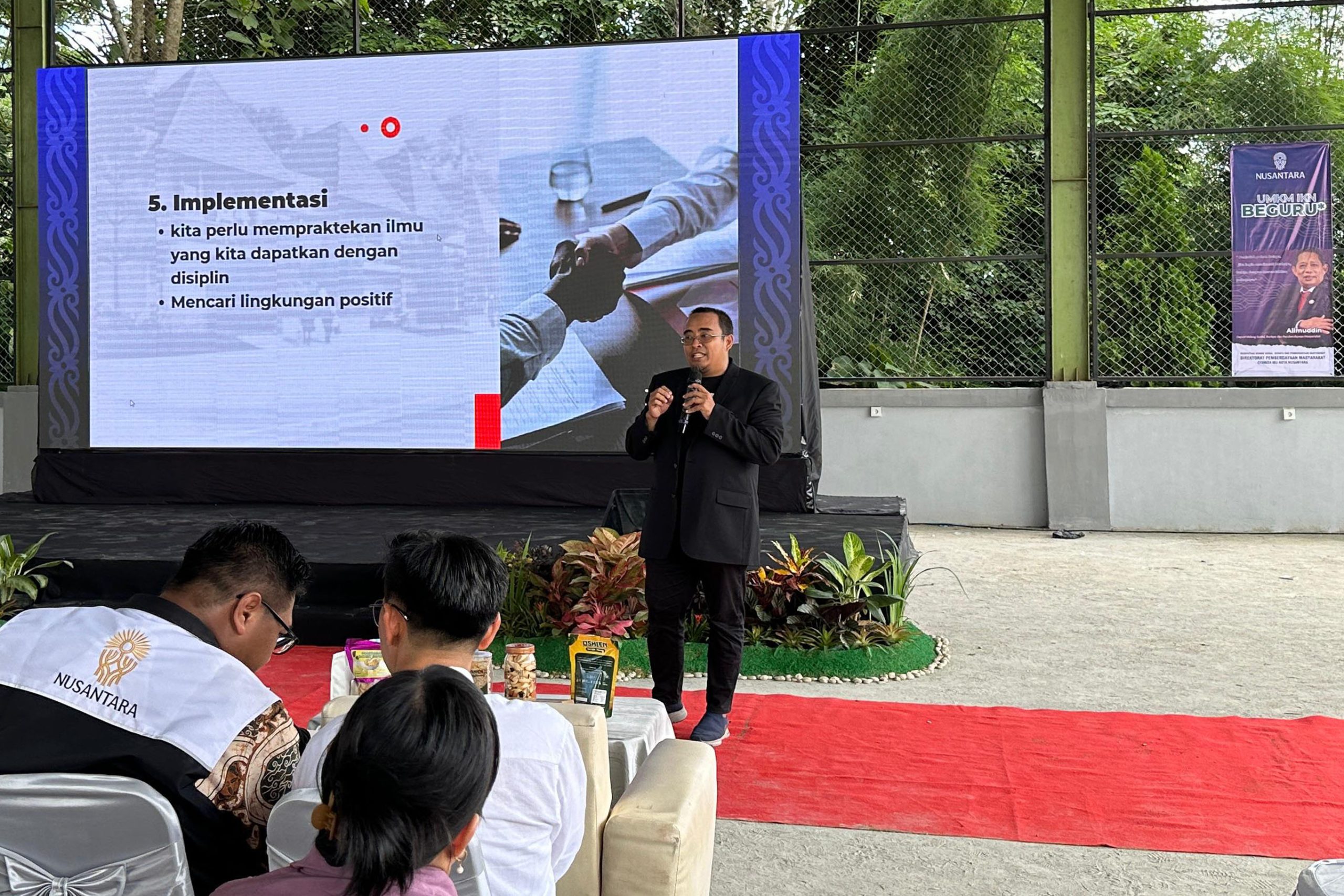 Mengisi Materi di ikn